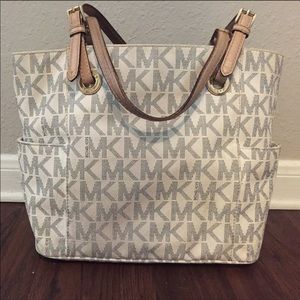 Michael Kors large jet set logo cream tote